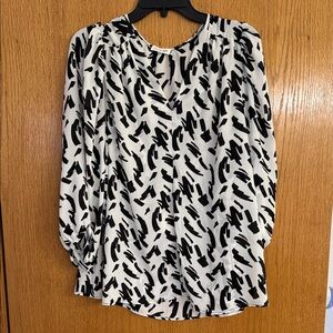 Elegant Black and White Women's Blouse